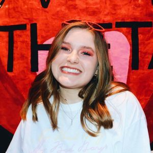 Meet your Posher, Jillian